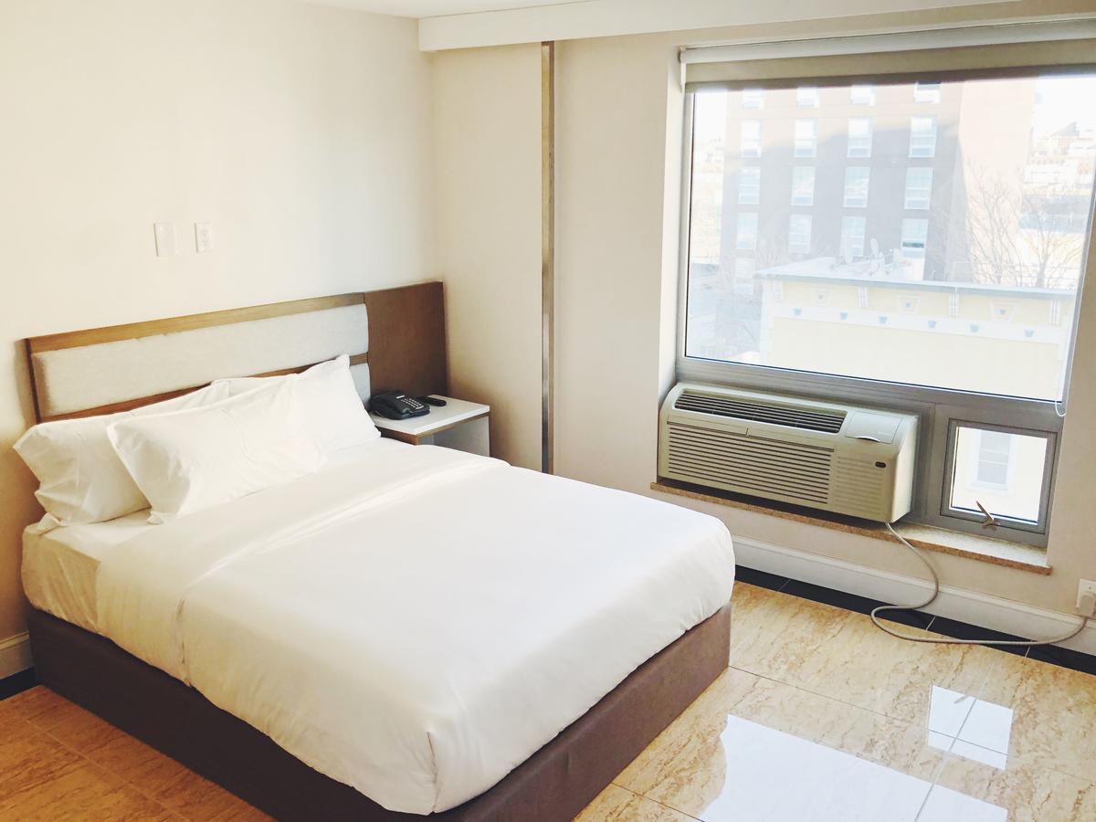 Mayfair Inn And Suites New York Exterior foto