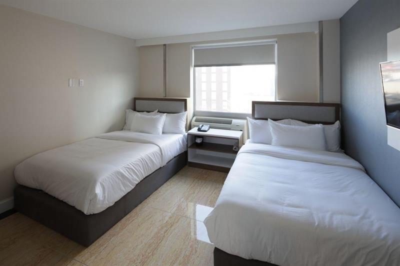 Mayfair Inn And Suites New York Exterior foto